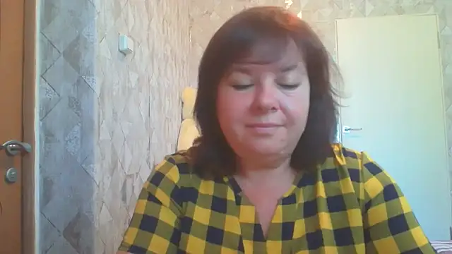 HannahAna39 online show from August 2, 2026, 1:09 pm