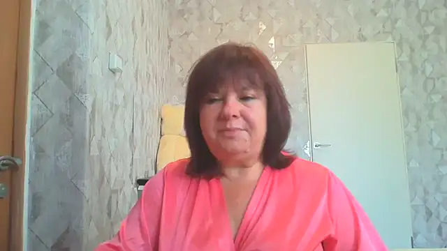 HannahAna39 online show from July 27, 2026, 6:20 am