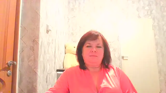 HannahAna39 online show from July 26, 2026, 6:15 pm