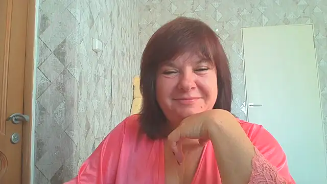 HannahAna39 online show from July 30, 2026, 5:17 am