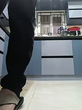 big dik boss online show from July 14, 2026, 11:05 am