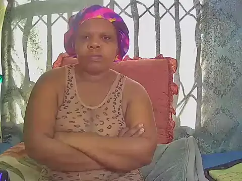 Snapshot of AngelinaX01 chatting on July 17, 2026, 8:00 am AngelinaX01 online show from July 17, 2026, 8:00 am