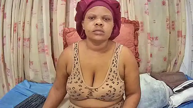 Snapshot of AngelinaX01 chatting on July 10, 2026, 4:18 pm AngelinaX01 online show from July 10, 2026, 4:18 pm