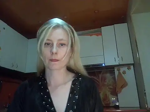 Vexieeka online show from July 24, 2026, 6:37 pm