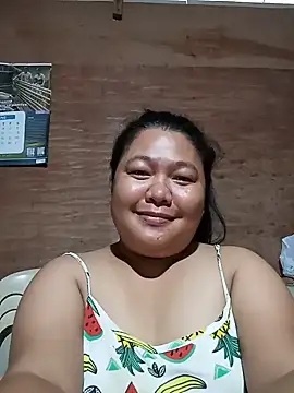 Snapshot of Glamourous_Smile16 chatting on July 2, 2026, 11:11 pm Glamourous Smile16 online show from July 2, 2026, 11:11 pm