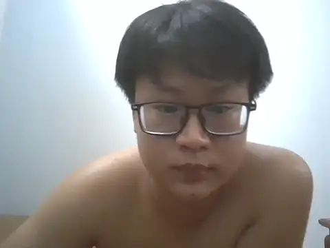 Zeusexxxx online show from June 25, 2026, 4:23 pm