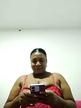 sheylalovee online show from July 3, 2026, 7:59 am