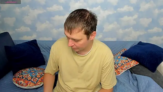 MenyCooper online show from August 1, 2026, 2:31 am