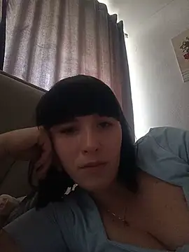 Snapshot of MagicFlower26 chatting on July 15, 2026, 8:32 am MagicFlower26 online show from July 15, 2026, 8:32 am