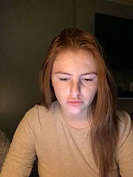 Redvelvetxx2 online show from July 7, 2026, 10:46 pm
