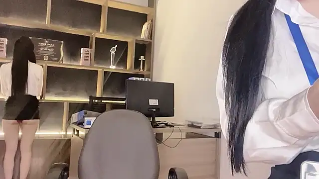 Snapshot of Nova_office chatting on July 10, 2026, 2:50 pm Nova office online show from July 10, 2026, 2:50 pm