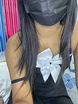 Muskan alveera18 online show from July 6, 2026, 7:59 am