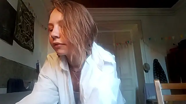 Olivianna online show from June 28, 2026, 4:02 pm