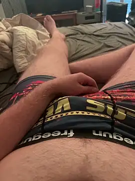 youngchubbybear20 online show from June 29, 2026, 6:18 pm