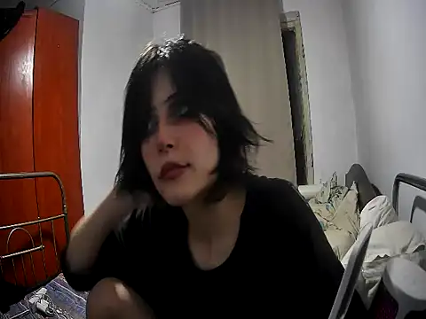UwUwik online show from July 1, 2026, 1:28 am