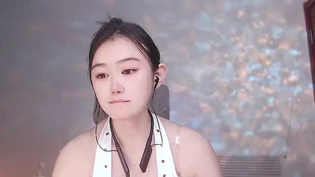Mira-318 online show from July 8, 2026, 1:12 pm