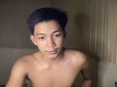 Snapshot of YourcumBoy77 chatting on July 10, 2026, 2:28 pm YourcumBoy77 online show from July 10, 2026, 2:28 pm