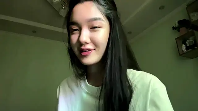 MintyMuse online show from July 7, 2026, 7:23 am