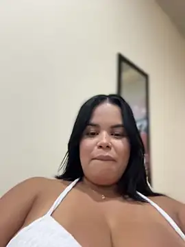 Snapshot of AliceStarshine chatting on January 8, 2026, 2:17 am AliceStarshine online show from January 8, 2026, 2:17 am