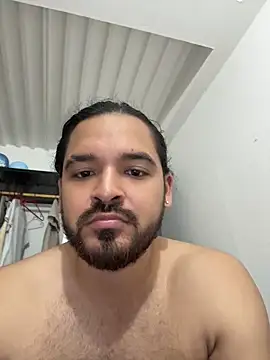 Snapshot of Efren_Fernandez chatting on July 24, 2026, 1:34 am Efren Fernandez online show from July 24, 2026, 1:34 am