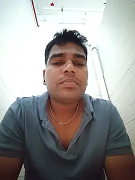 santhoshsp22 online show from July 6, 2026, 4:09 pm