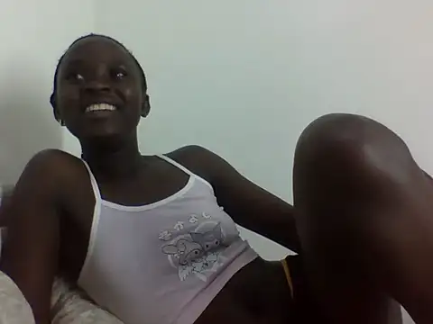 Snapshot of Letvia_B chatting on July 6, 2026, 9:06 pm Letvia B online show from July 6, 2026, 9:06 pm