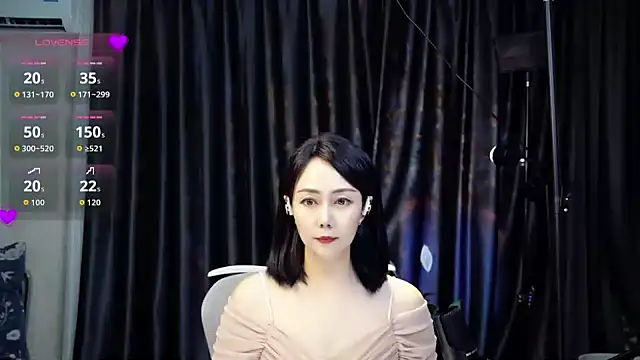 Snapshot of LIli-c2 chatting on July 8, 2026, 2:46 am LIli-c2 online show from July 8, 2026, 2:46 am