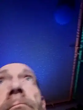gregzeroglover online show from July 22, 2026, 4:47 am