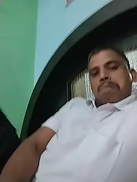 Hotypooja1 online show from July 15, 2026, 4:41 am