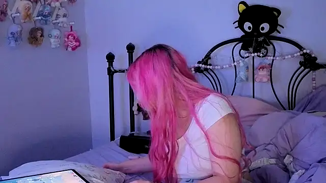 VixToxia online show from July 9, 2026, 4:13 am
