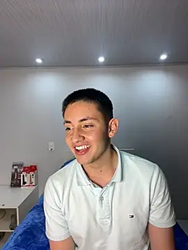 andreslavado online show from July 12, 2026, 1:17 am