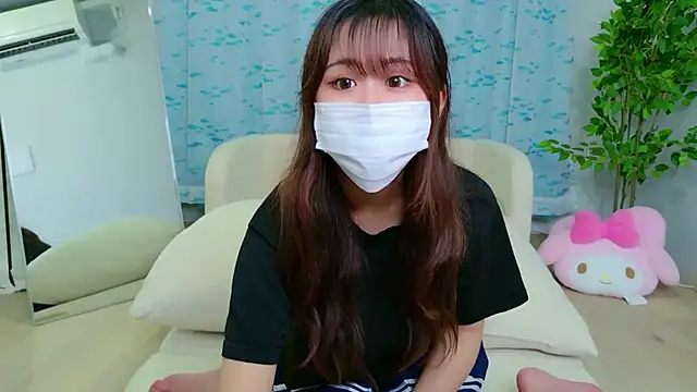 Snapshot of YUA_chan_x chatting on July 10, 2026, 6:24 am YUA chan x online show from July 10, 2026, 6:24 am