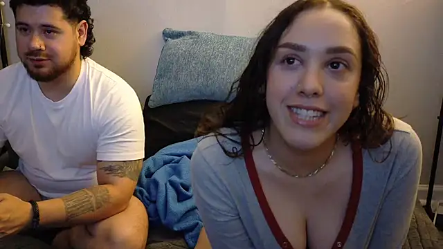 cutiecouple9396 online show from July 27, 2026, 1:23 am