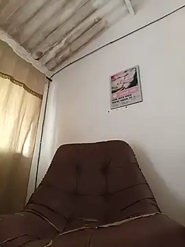 pussybrakerrr online show from July 12, 2026, 2:51 pm