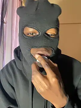 Snapshot of Thabang13_ chatting on July 26, 2026, 10:22 am Thabang13 online show from July 26, 2026, 10:22 am