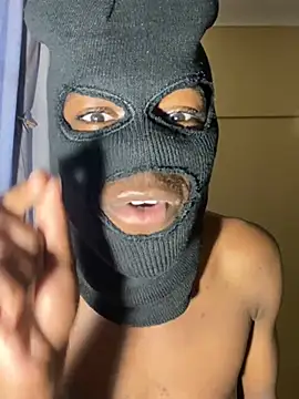 Snapshot of Thabang13_ chatting on July 25, 2026, 2:56 pm Thabang13 online show from July 25, 2026, 2:56 pm