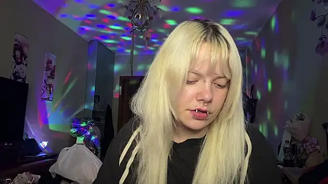 Snapshot of SusannAlai chatting on July 13, 2026, 7:13 pm SusannAlai online show from July 13, 2026, 7:13 pm
