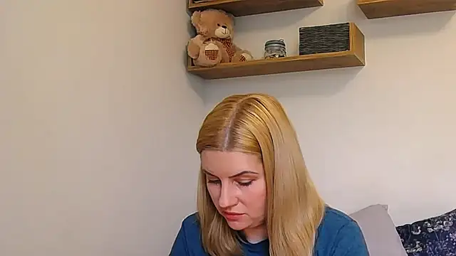 alisenties online show from April 23, 2026, 2:40 pm