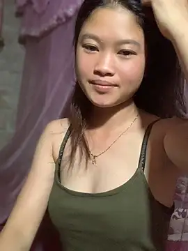 LilyLily68 online show from August 5, 2026, 5:12 am