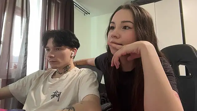 Frenchtamer online show from July 15, 2026, 2:13 pm