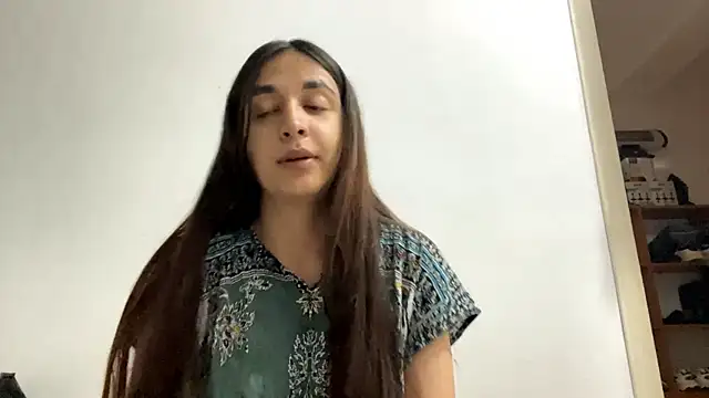 JettieDominick online show from July 15, 2026, 9:27 am