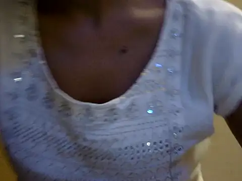 Snapshot of Pooja-G chatting on July 18, 2026, 7:28 am Pooja-G online show from July 18, 2026, 7:28 am