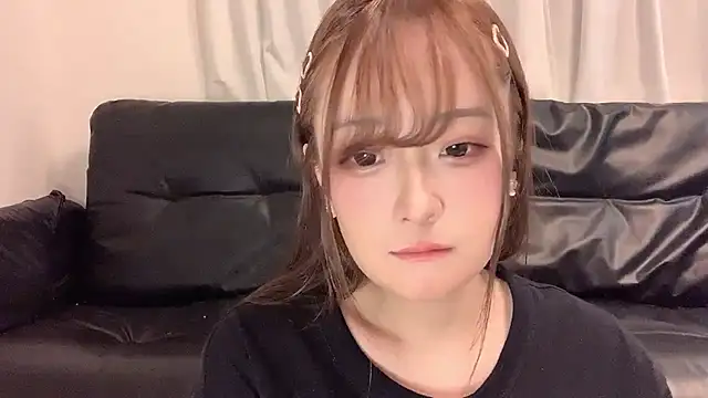 Snapshot of hima_3shine_ chatting on August 1, 2026, 11:52 am hima 3shine online show from August 1, 2026, 11:52 am