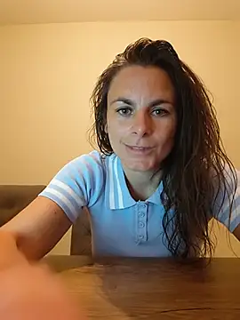 WildSweetheartXO online show from August 6, 2026, 1:50 pm