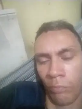 DavidAbril18 online show from July 17, 2026, 10:12 am