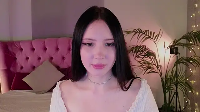 Snapshot of GraceMonroes chatting on July 21, 2026, 2:07 pm GraceMonroes online show from July 21, 2026, 2:07 pm