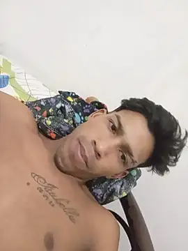 Snapshot of hotcesar69 chatting on July 21, 2026, 11:39 pm hotcesar69 online show from July 21, 2026, 11:39 pm