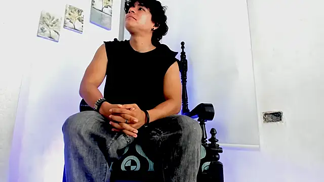 Snapshot of Zackcito chatting on July 19, 2026, 12:08 am Zackcito online show from July 19, 2026, 12:08 am