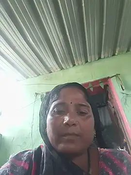 Hott arushi online show from July 23, 2026, 10:45 am