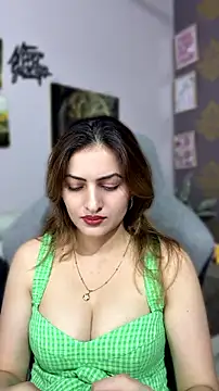 Snapshot of oopsiechoudhary chatting on July 20, 2026, 4:09 pm oopsiechoudhary online show from July 20, 2026, 4:09 pm
